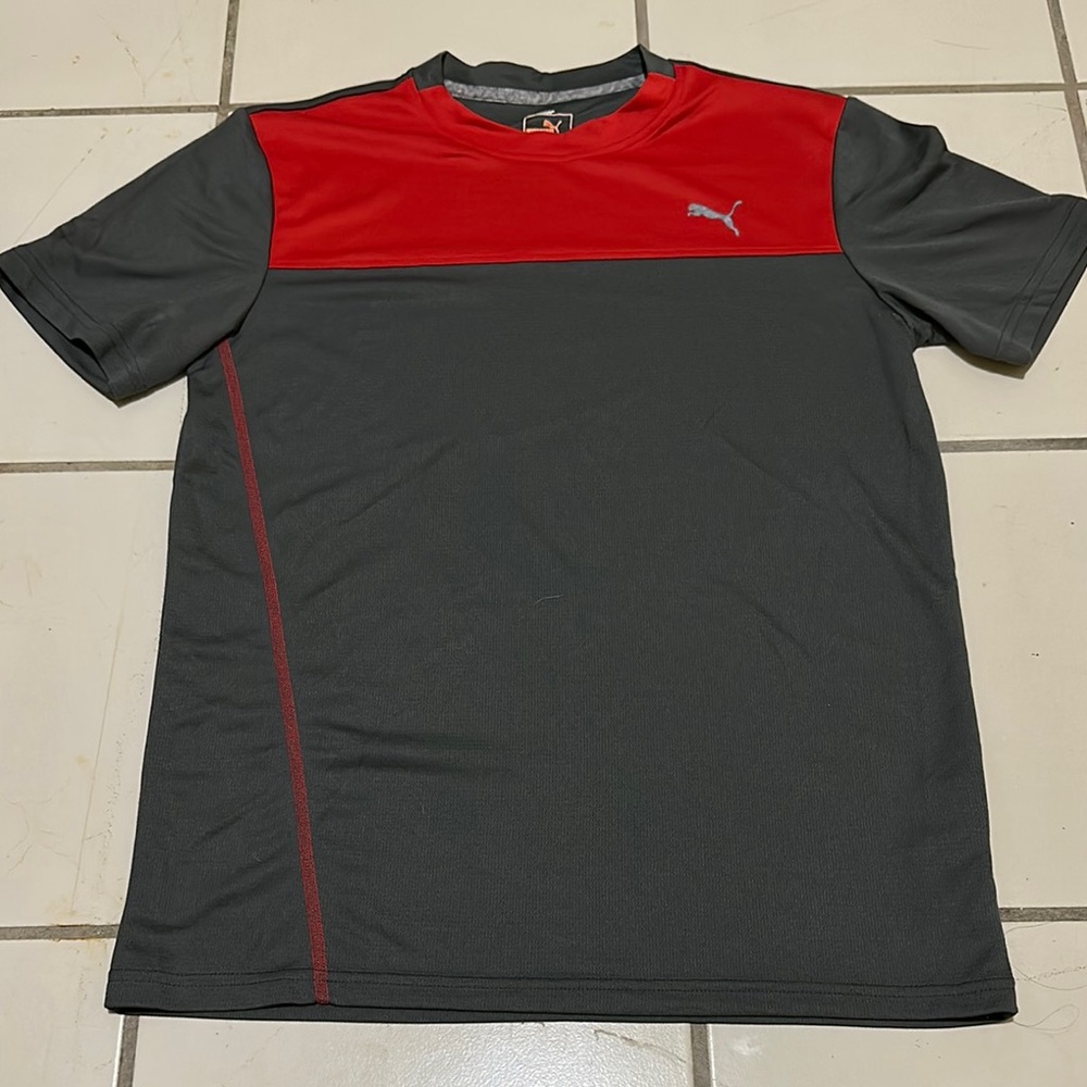 Puma Red and Gray Short Sleeve Tees